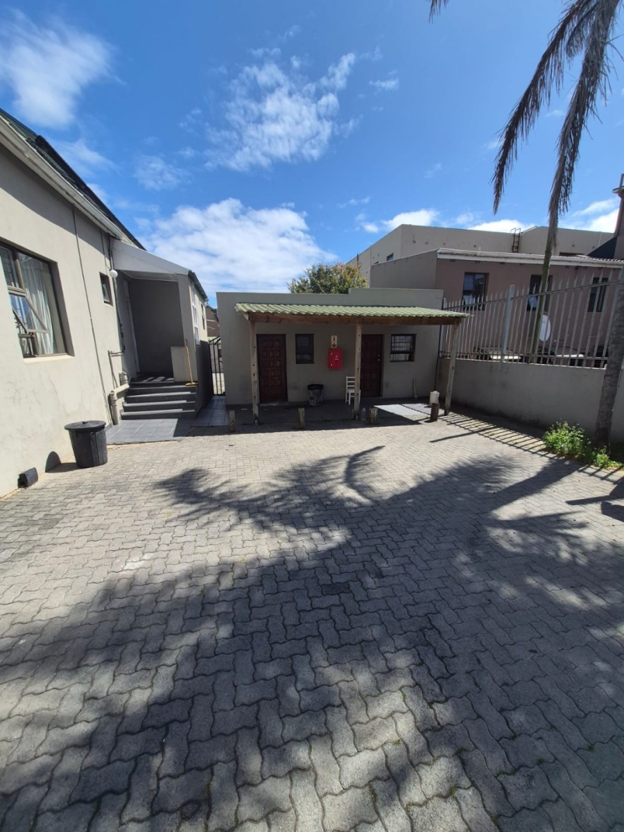 19 Bedroom Property for Sale in Quigney Eastern Cape
